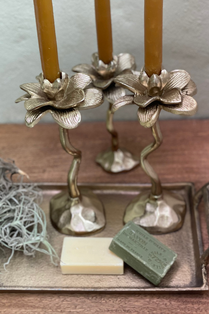 CANDELABRO FLOR DORADO GRANDE